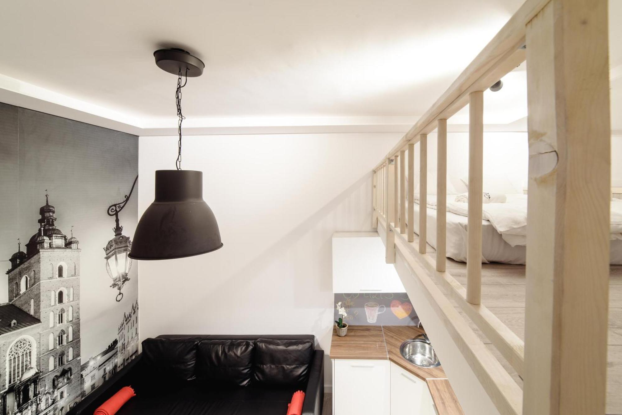2 Nights Apartments - Great Location, Right Next To Main Rail And Bus Station, 10 Min To Main Square By Foot Краків Номер фото