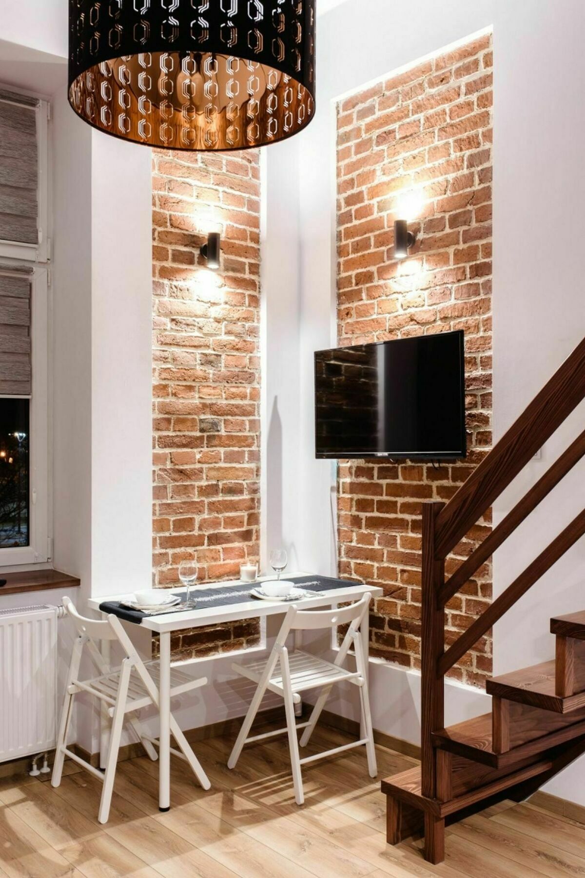 2 Nights Apartments - Great Location, Right Next To Main Rail And Bus Station, 10 Min To Main Square By Foot Краків Екстер'єр фото